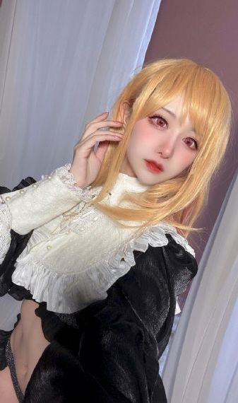 《警花与警犬》主演
