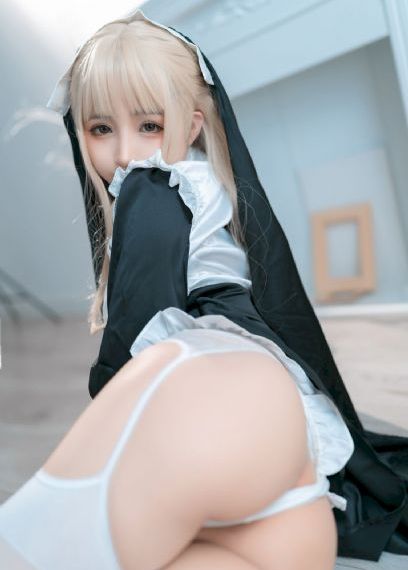 精品午夜视频