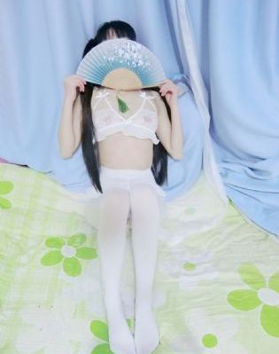张柏芝门艳照无删减版